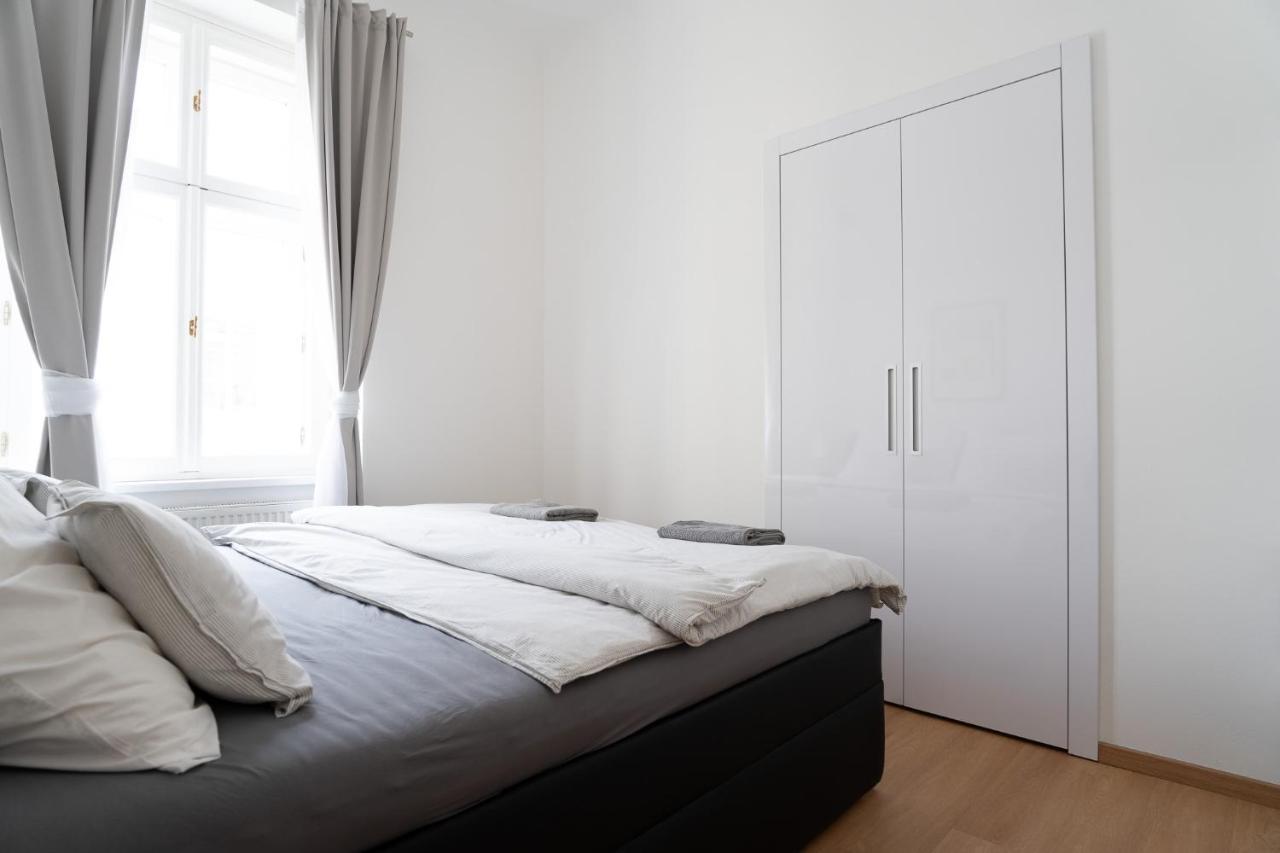 The Dante Prague - Family And Friends Apartments ภายนอก รูปภาพ