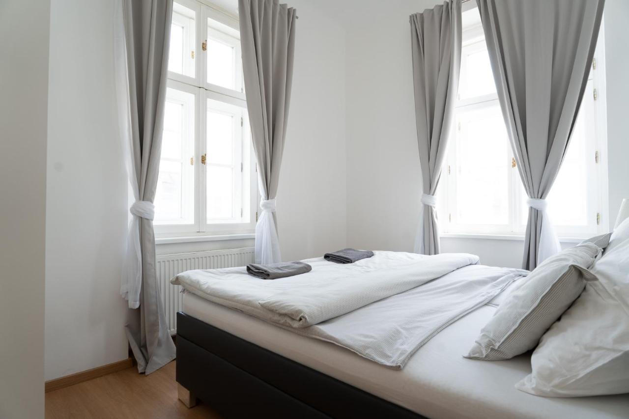 The Dante Prague - Family And Friends Apartments ภายนอก รูปภาพ