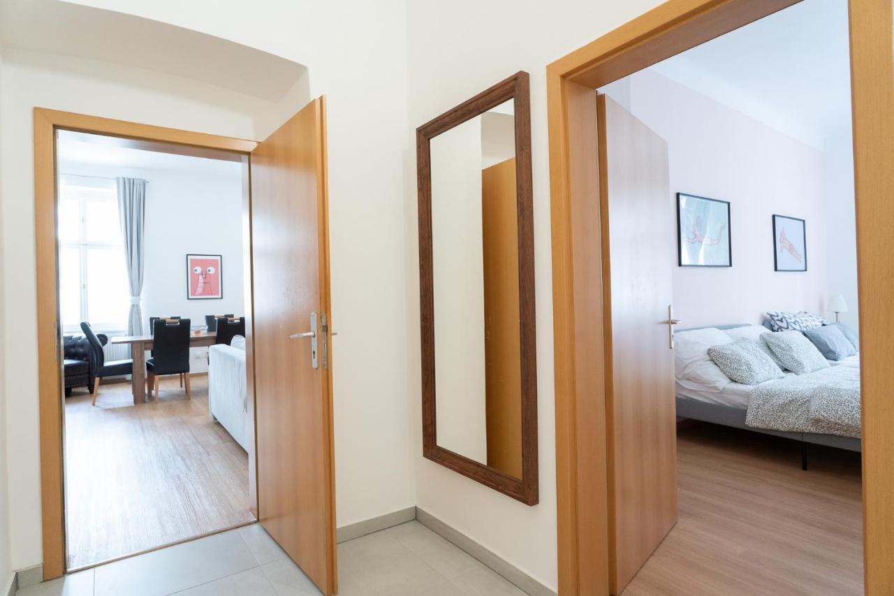The Dante Prague - Family And Friends Apartments ภายนอก รูปภาพ